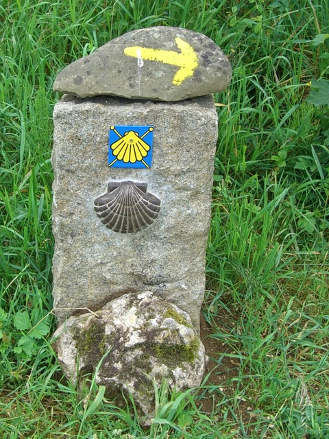 signpost, waypoint, stone marker, stone, jakobsweg, scallop, jakobsweg, jakobsweg, jakobsweg, jakobsweg, jakobsweg