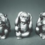 Schweigen als Machtinstrument: Psychologie der gezielten Ignoranz (Drei Affen - nichts hören, nichts- sehen, nichts, nichts sagen)