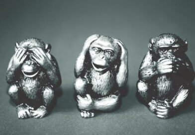 Schweigen als Machtinstrument: Psychologie der gezielten Ignoranz (Drei Affen - nichts hören, nichts- sehen, nichts, nichts sagen)